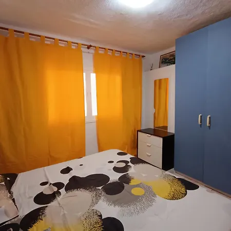 Ocean Breeze Апартаменты Сан-Августин