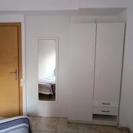 Ocean Breeze Апартаменты *