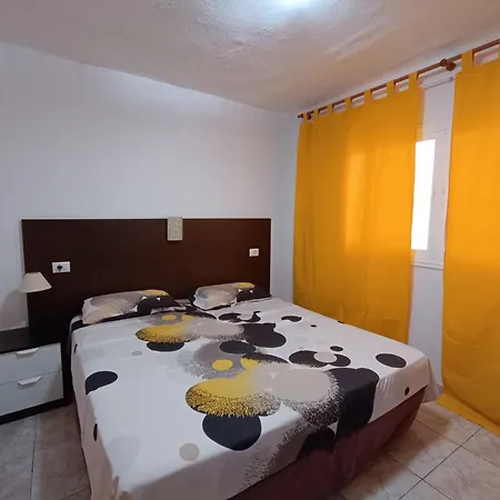 Ocean Breeze Апартаменты Сан-Августин